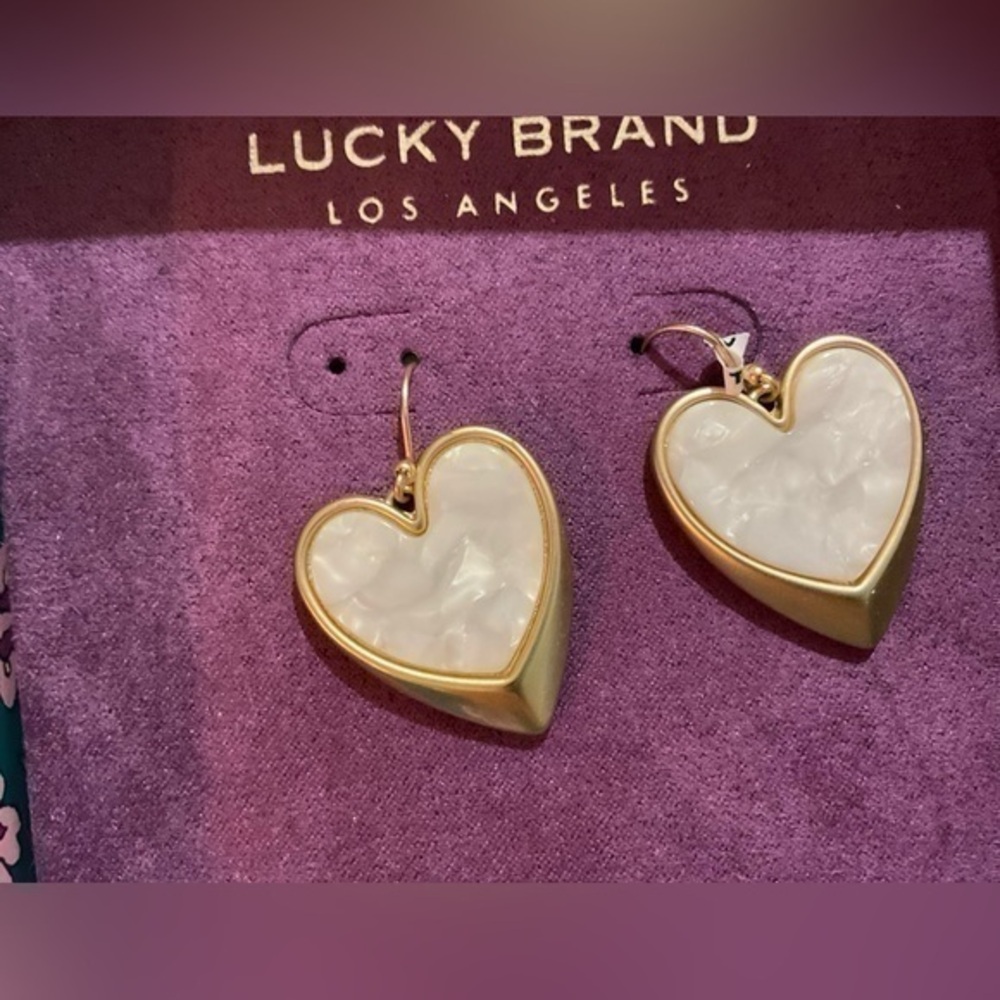 Lucky Brand Gold Tone Mother Of Pearl Heart Shaped Drop Earrings NIB.